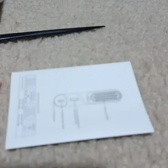 NIB Portable Hair Straightener Comb, Pale Pink - Picture 2 of 6